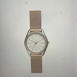Fossil rose gold watch